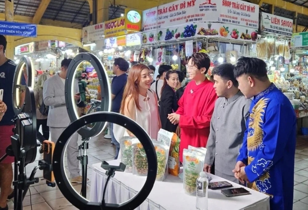 Kinh doanh thương mại điện tử sẽ nộp thuế như thế nào?